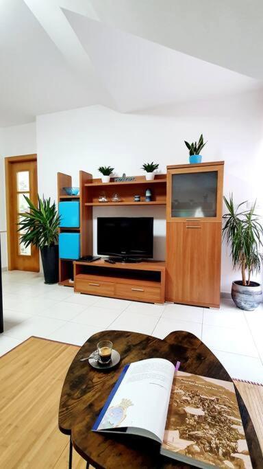 Atico A 500m Del Mar Con Terraza Amplia Apartment